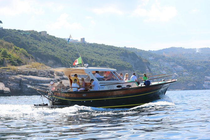 From Salerno: Small Group Li Galli Islands and Capri Boat Tour - Departure and Check-In at Salerno’s Molo Manfredi