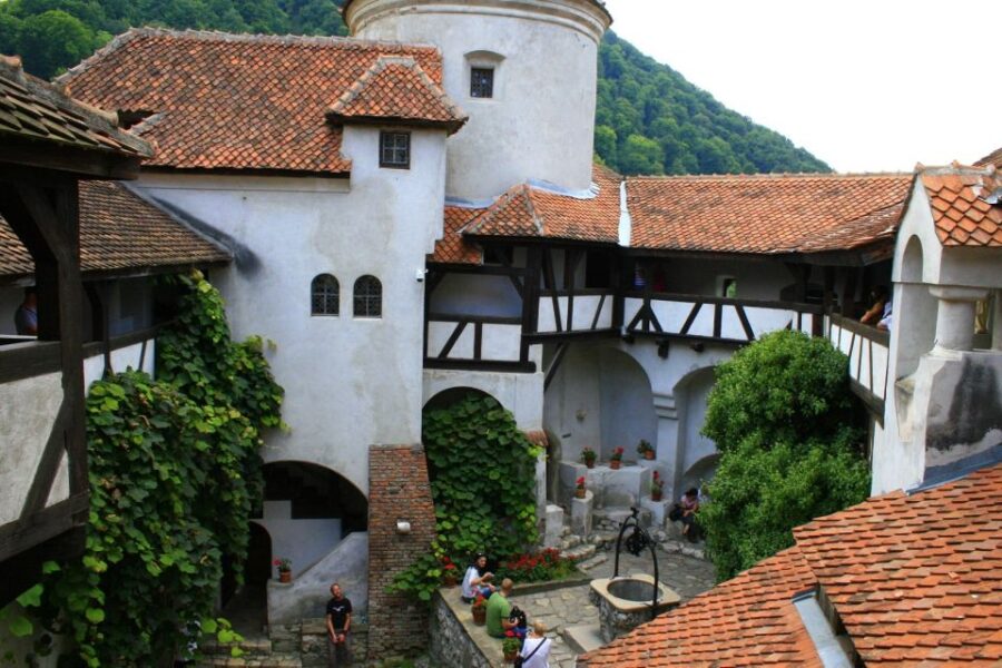 From Sibiu: Day Tour to Brasov and Dracula's Castle - Departure from Sibiu and Transport Arrangements