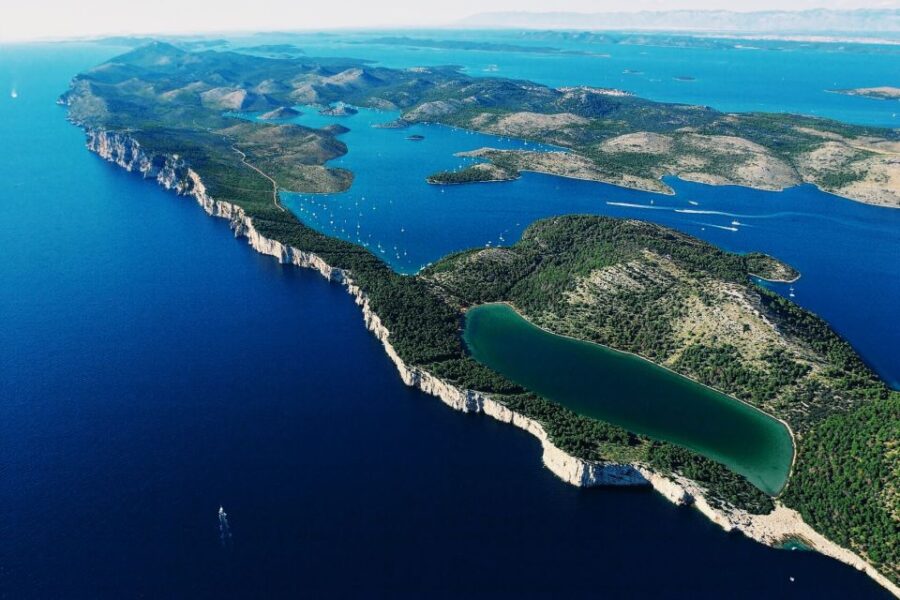 From Sinj: 1.5-Hour Private Flight over Kornati & ibenik - Starting Point and How the Flight Begins