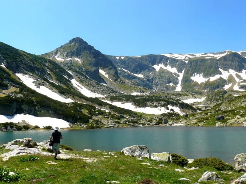 From Sofia: The Seven Rila Lakes & Rila Monastery Day Tour - Exploring the Seven Rila Lakes