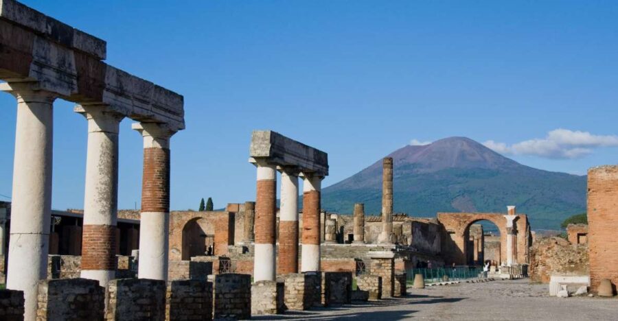 From Sorrento: 4-Hour Pompeii Group Excursion - Explore Pompeii’s Well-Preserved Ruins and Streets