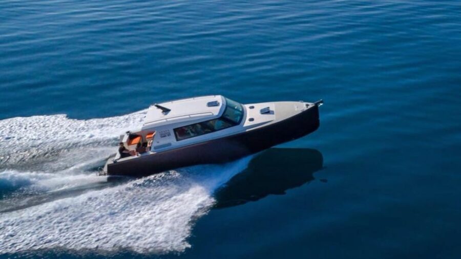 From Split: Blue Cave and Hvar by Luxury Boat - Embarking from Split on a Luxury Speedboat Adventure