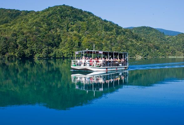 From Split or Trogir: Plitvice Lakes Private Tour - Exploring UNESCOs First National Park