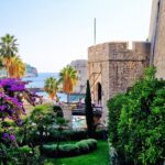 From Split/Trogir Small group tour to Dubrovnik with stop in Ston - Stopping in Ston for Photos and a Coffee Break