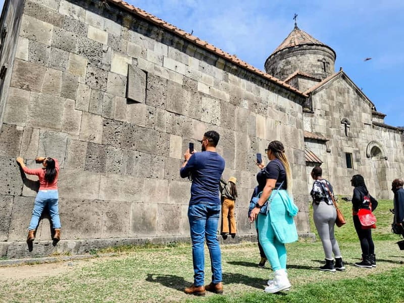 From Tbilisi: Day Trip to Armenia with Homemade Lunch - Starting Point and Border Crossing Experience