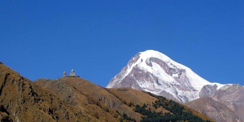 From Tbilisi; Georgian Military Road,Ananuri-Gudauri-Kazbegi - The Zhinvali Reservoir and Ananuri Fortress