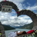 From Tbilisi: Gudauri and Kazbegi Day Trip with Activities - Exploring the Ananuri Fortress on the Aragvi River