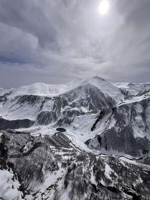 From Tbilisi: Kazbegi Day Trip with Ananuri & Gudauri - Exploring Ananuri Fortress and Its Churches