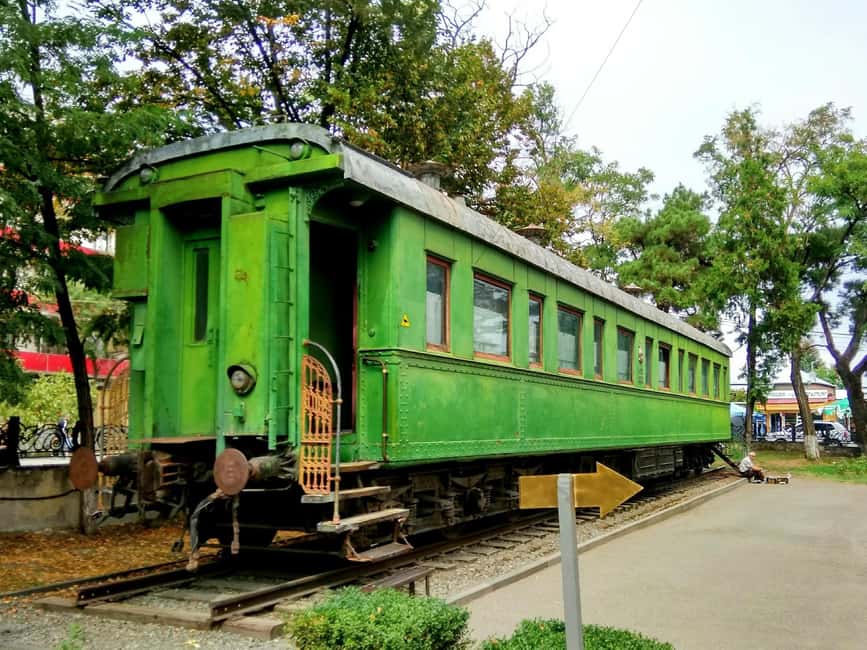 From Tbilisi: Mtskheta, Jvari, Gori & Uplistsikhe Day Trip - Exploring Jvari Monastery’s Scenic Overlook