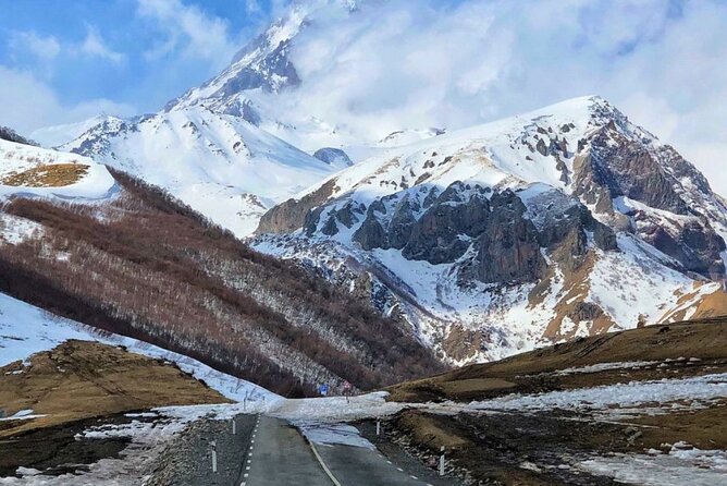 From Tbilisi to Gudauri Ski Resort, Zhinvali, Ananuri Day Trip - Scenic Drive to Zhinvali Water Reservoir and Ananuri Fortress