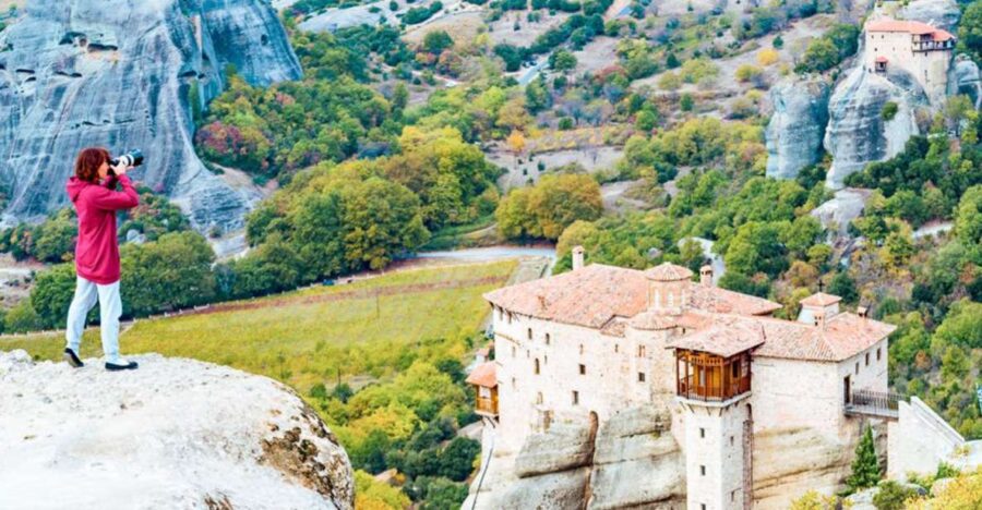 From Thessaloniki : Full-Day Bus Trip to Meteora w/ Guide - Exploring Kalambaka and Meteora’s Monasteries