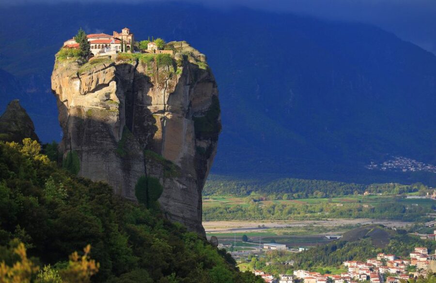 From Thessaloniki: Private Day Trip to Meteora with Transfer - Exploring the Hidden Hermitages of Meteora