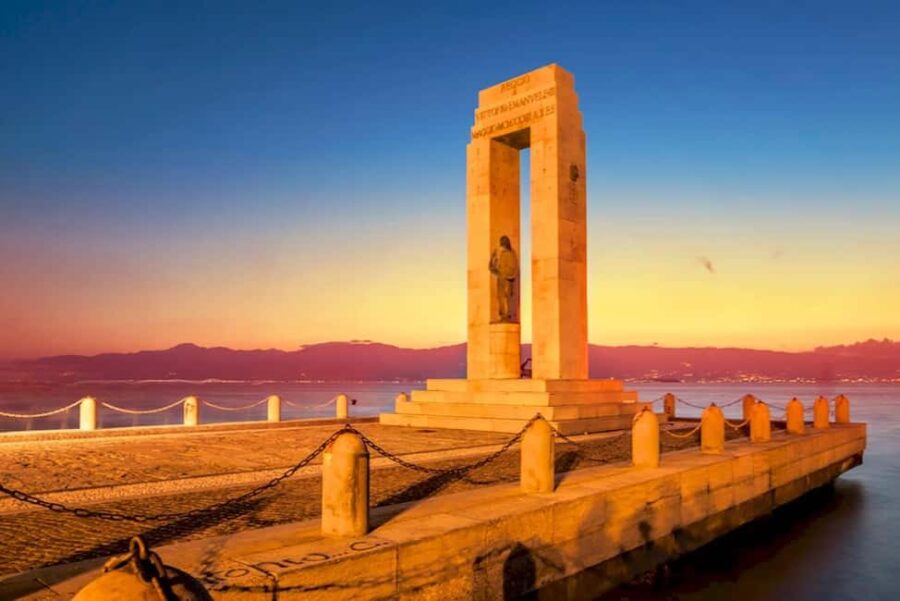 From Tropea: Guided Tour Reggio Calabria & Scilla - Scenic Drive to Scilla with Photo Stops