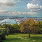 From Vienna: Bratislava & Budapest Guided one day Round Tour - From the Old Town to the Castle District