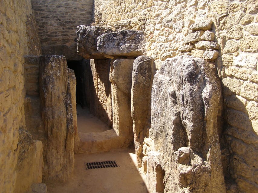 Full Antequera Private Tour (City and Dolmens) - Exploring the Alcazaba and Its Surroundings