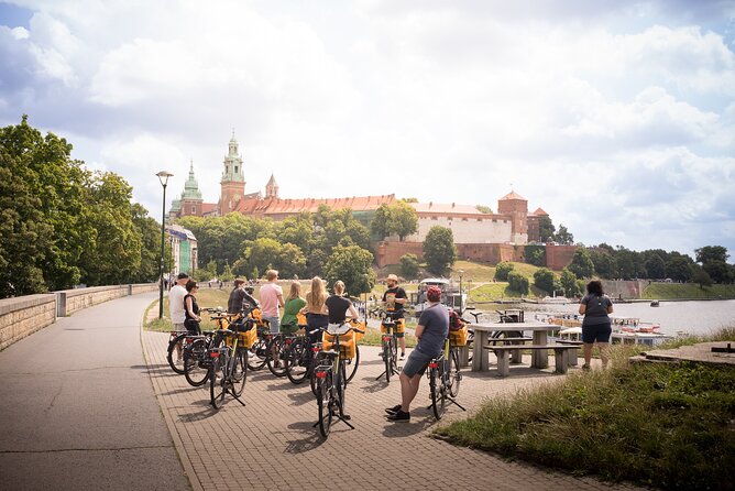 Full Bike Tour - the Old Town, Jewish Qtr & the Ghetto NEW BIKES - Visiting the Jagiellonian University and the Wawel Hill