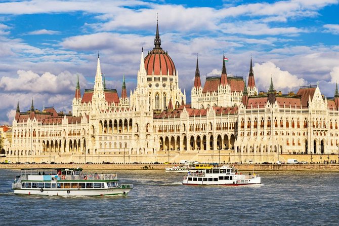 Full Day 7 hours Private Budapest City Tour With Lunch and Cruise - Iconic Landmarks: Parliament and Chain Bridge