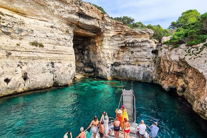 Full day boat trip with lunch - Starting Point and Departure Details in Menorca