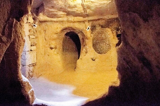 Full Day Cappadocia off the Beaten Track Private Guided Tour - The Unique Appeal of Akl Höyük: The Oldest Village in Cappadocia