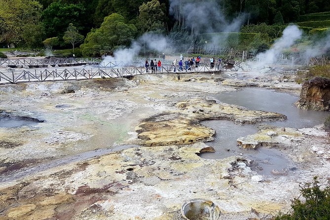 Full-Day Furnas Adventure: Lake, Fumaroles and Thermal Pools - Starting Point and Tour Duration in Sao Miguel