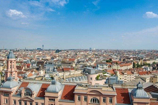 Full-Day Imperial Vienna Tour from Budapest with Hotel Pickup - The Start: Meeting in Budapest and Scenic Drive into Austria