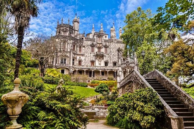 Full-Day Private Tour in Sintra and Cascais - Exploring Sintra’s Historic Center