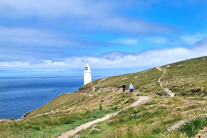 Full day private tour of the North Coast of Cornwall - Discover Carnewas and Bedruthan Steps’ Majestic Stones