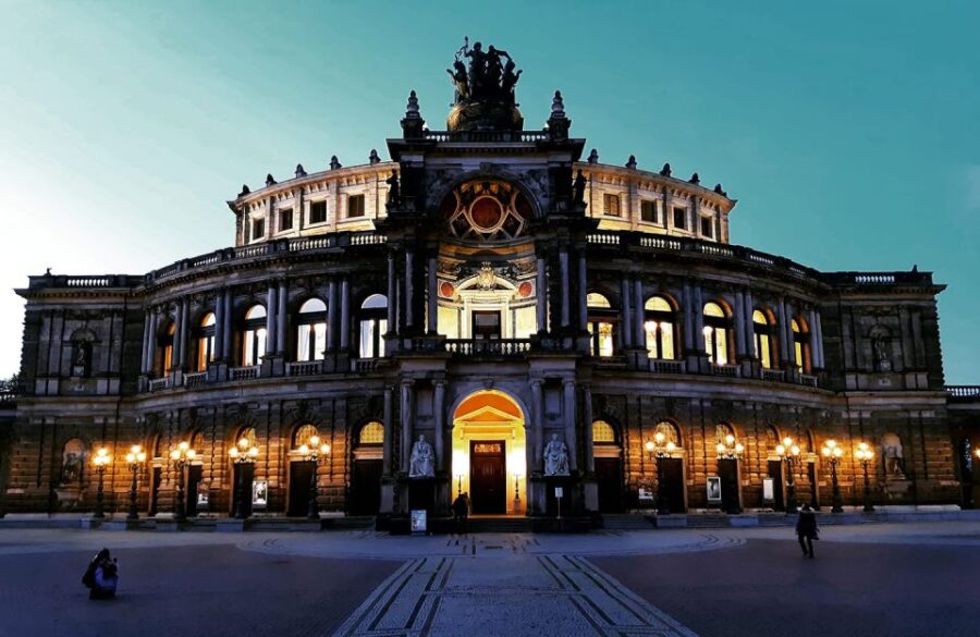 Full-Day Private Trip from Prague to Dresden - Pickup and Transportation: Comfort and Convenience