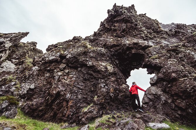 Full-Day Snaefellsnes and Mountain Kirkjufell Sightseeing Tour from Reykjavik - Discovering Djupalonssandur’s Black Sands and Shipwrecks