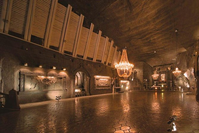Full-Day Tour of Auschwitz and Wieliczka Salt Mine from Krakow - Exploring the UNESCO-listed Wieliczka Salt Mine