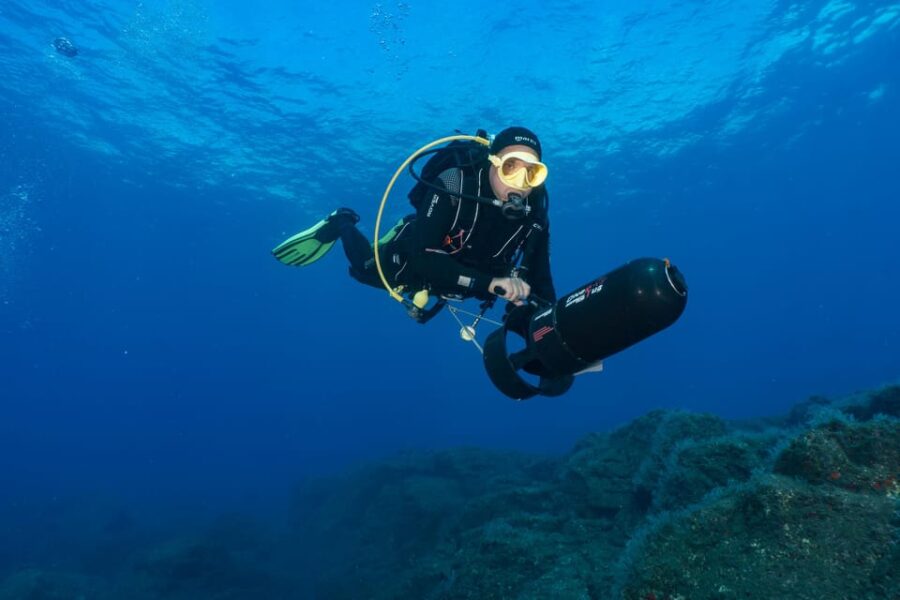 Funchal: DPV- Scooter Dive Adventure - Starting Point at Madeira Divepoint Inside Pestana Carlton Hotel
