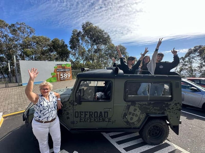 Funchal: Half-Day Jeep Tour with Cabo Girão Skywalk - Charming Fishing Village of Câmara de Lobos