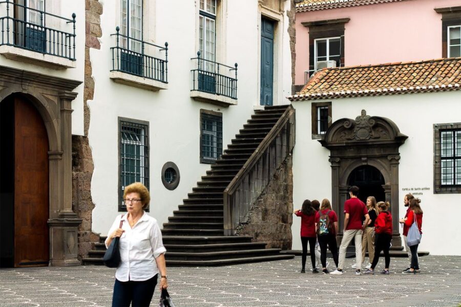 Funchal: Old Town Walking Tour - Starting Point at the Jesuits College of Funchal