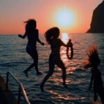 Funchal: Sunset Tour on Traditional Madeiran Boat w/ Drinks - Departing from Rota dos Cetáceos in Funchal