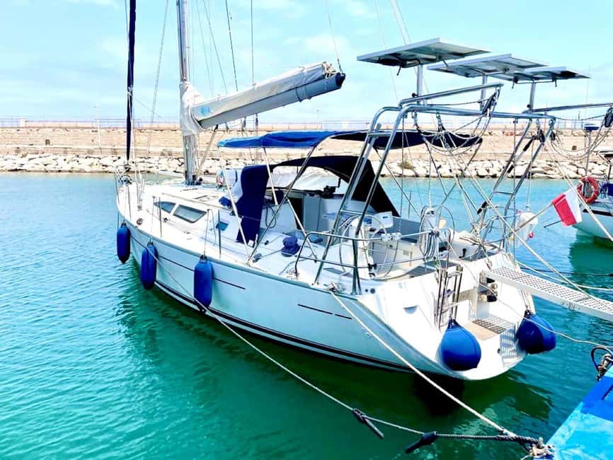Gandía: Private Sailing Experience - Starting Point at Passeig Neptú and Club Nautic