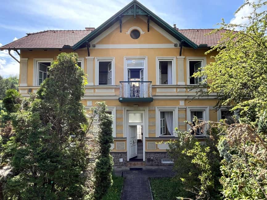 Gars am Kamp: A guided tour of the Falco Villa - Discovering Falco’s Personal Space in Gars am Kamp