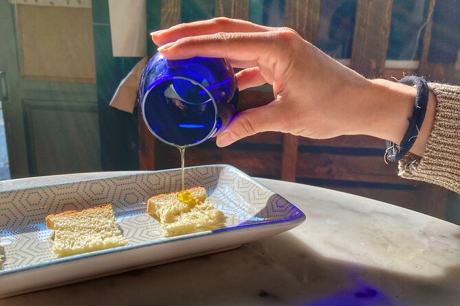 Gastronomy tasting through oil, wine and cheese in Turin - What Makes the Olive Oil Tasting Special in Turin?