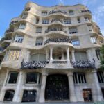 Gaudí and Barcelona Legends - Private Tour - The Artistic Heart of Barcelona: Casa Batllo and Its Unique Façade