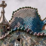 Gaudí Private Tour: Must-See Monuments & Hidden Gems of Modernism - The Tour Starts at Plaza de Catalunya, the Heart of Barcelona