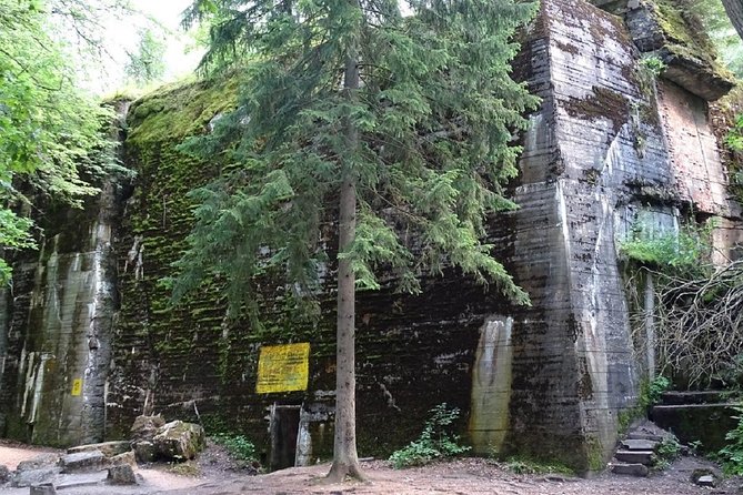 Gdansk Wolfs Lair with St. Lipka and Mamerki Private Guided Tour - Discover the Bunkers and Command Center at Mamerki