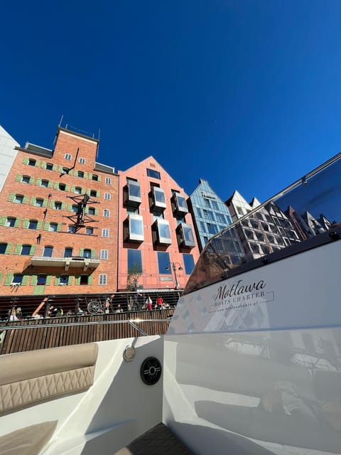 Gdask: Boat Cruise from Gdask Old Town to Sopot Marina - Exploring the Gdansk Shipyard from the Water