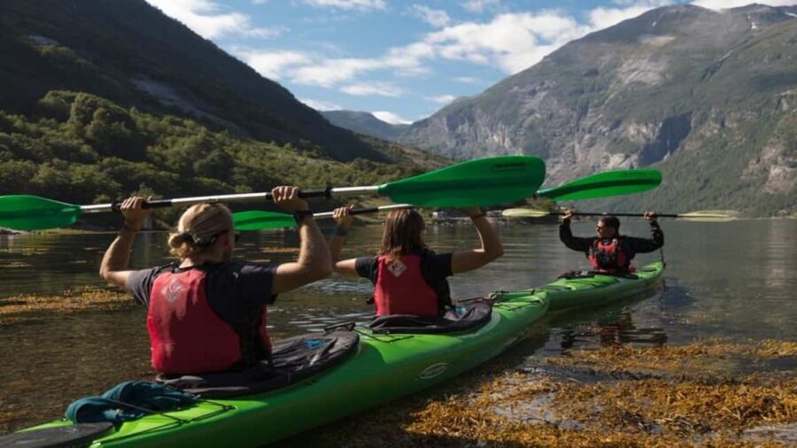 Geiranger Fjord: Single Kayak Rental - The Unique Perspective of Geiranger Fjord from a Kayak