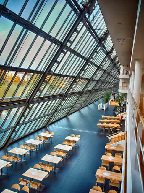 Gelsenkirchen private guided walking tour of city - Catch a Show at Musiktheater im Revier