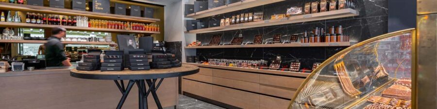 Geneva: Old Town, Chocolate & Lake Guided Walking Tour - Practical Details and Logistics