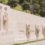 Geneva Private City Tour with Optional Boat Cruise - Exploring Geneva’s Diplomatic and Historic Districts