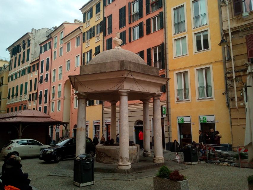 Genoa: Discover the secrets with a Storyteller - Starting Point Near Basilica della Santissima Annunziata del Vastato