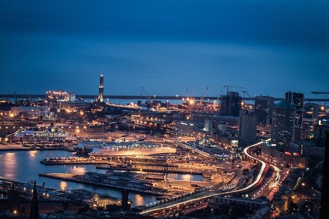 Genoa Must-See Attractions Walking Tour With A Guide - Exploring the Grand Palazzo Ducale