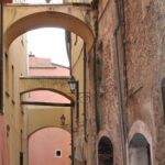 Genoa Walking Tour: Discover Hidden Treasures and Street Food - Exploring Genoa’s Historic Palaces: Via Giuseppe Garibaldi
