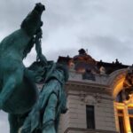 German guided tour through Budapest's castle district - Gathering at the Vienna Gate in Budapest