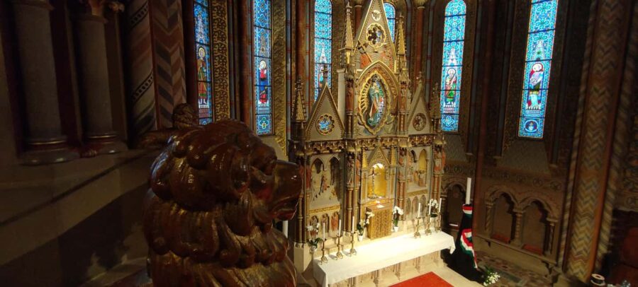 German-language tour of the Matthias Church in Budapest - The Historic Significance of Matthias Church in Budapest